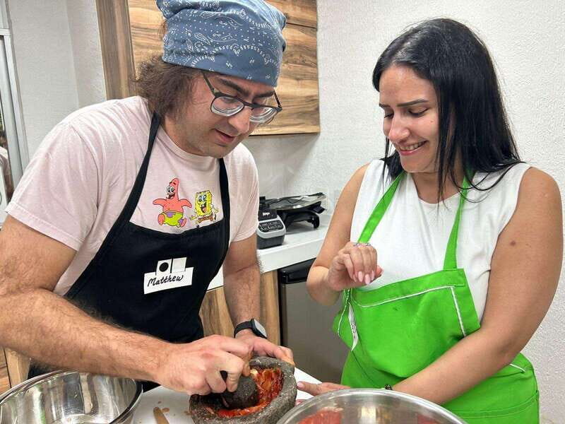 Mexico City: Cooking Class with Chef and Market Tour - Detailed Review of the Mexico City Cooking Class and Market Tour