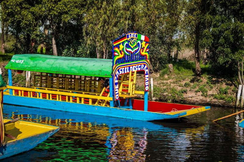 mexico-city-explore-xochimilco-visit-coyoacan-and-unam