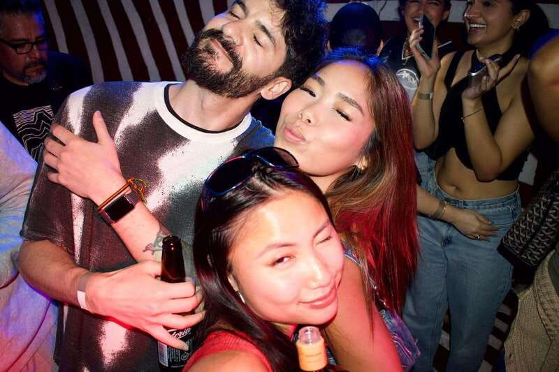 mexico-city-guided-pub-crawl-with-party-games