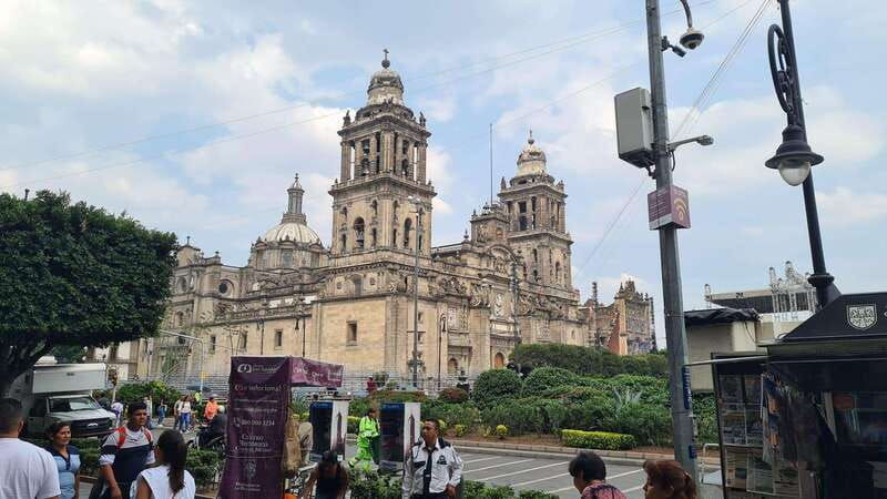 mexico-city-historical-walking-tour-of-tenochtitlan