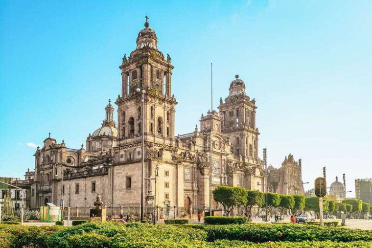 mexico-city-hop-on-hop-off-bus-tour