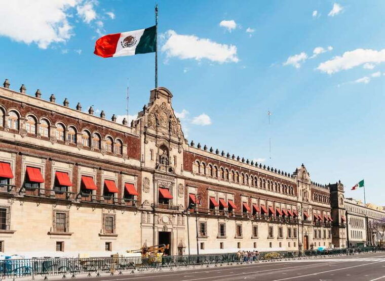 mexico-city-hop-on-hop-off-bus-tour