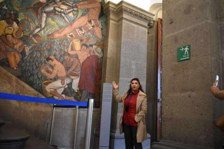 mexico-city-murals-at-the-museum-of-san-ildefonso