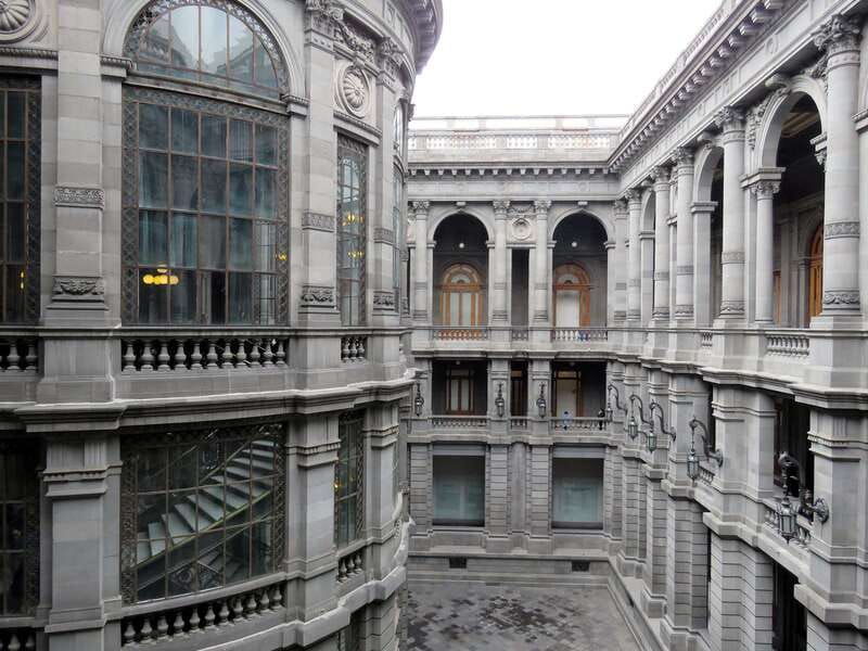 mexico-city-must-see-buildings-palaces