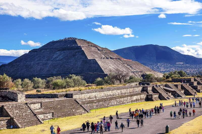 Mexico City: Private City Tour with Teotihuacán & Basilica - What’s Included and What’s Not