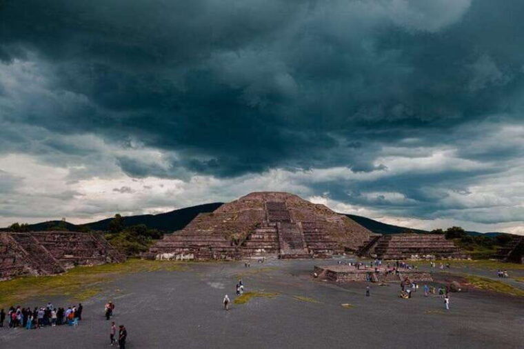 mexico-city-teotihuacan-pyramids-tour-2