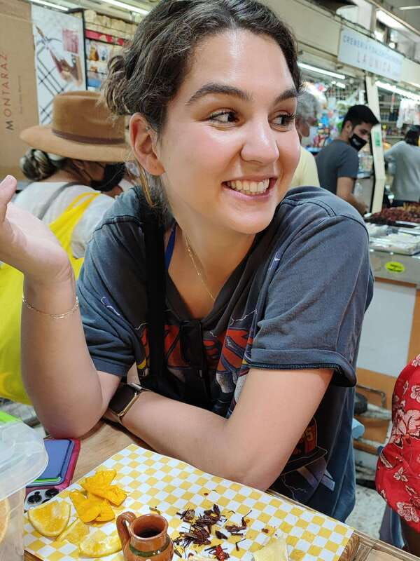 mexico-city-tequila-vs-mezcal-at-an-exotic-markets-stall