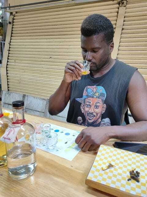 mexico-city-tequila-vs-mezcal-at-an-exotic-markets-stall