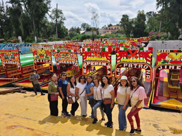 mexico-city-tour-to-xochimilco