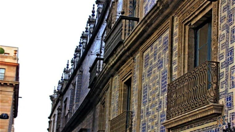 mexico-city-tour-walk-the-iconic-historic-center