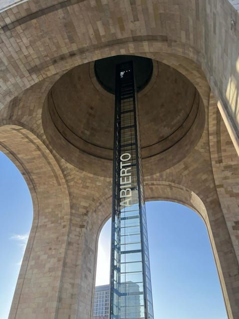 mexico-city-walking-tour-to-the-monument-to-the-revolution