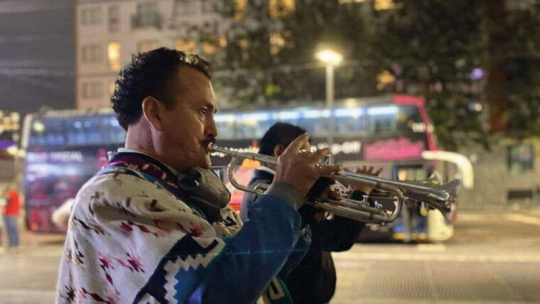 mexico-city-wrestling-show-ticket-double-decker-bus-trip