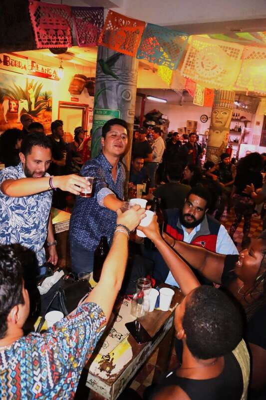 mexico-historic-center-nightlife-tour-with-drinks