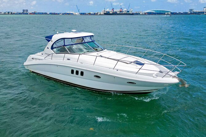 miami-2-hour-private-yacht-cruise-with-champagne