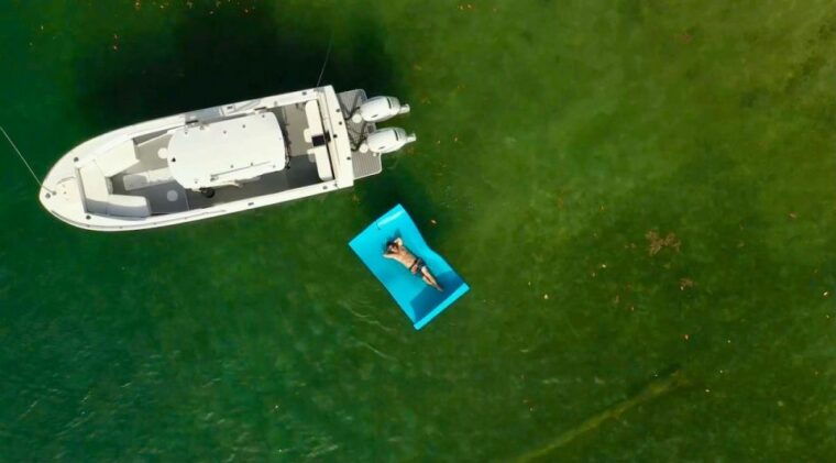 miami-4-hour-island-hopping-boat-trip-with-water-toys