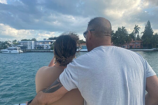 miami-75-min-boat-tour-biscayne-bay-and-celebrity-homes-island