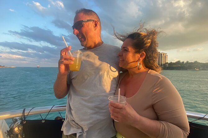 miami-75-min-boat-tour-biscayne-bay-and-celebrity-homes-island