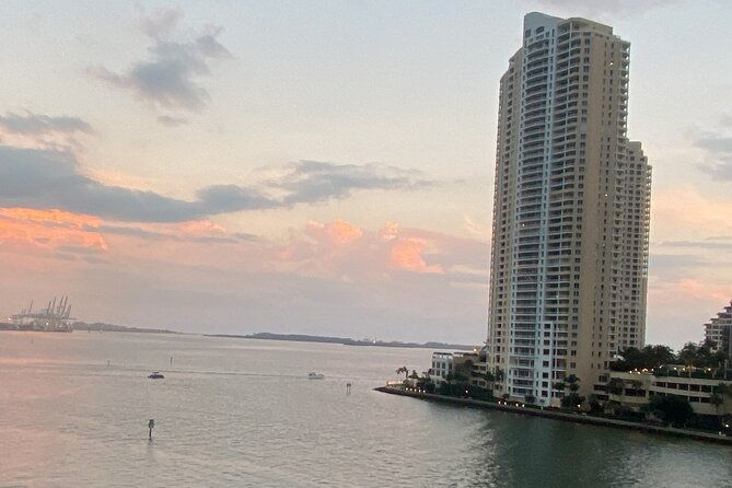 miami-75-minute-sunset-boat-tour-and-sightseeing