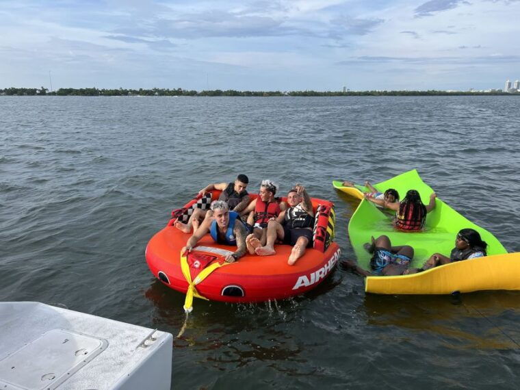 miami-adventure-cruise-with-jetski-tubing-and-drinks