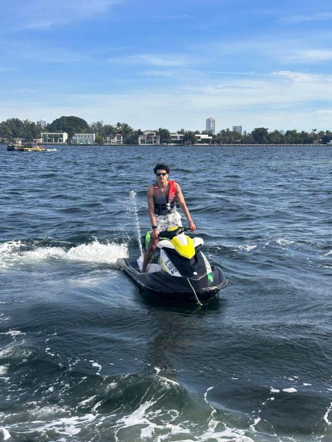 miami-beach-jetskis-free-boat-ride-2