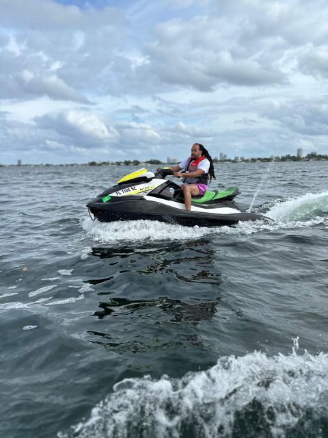 miami-beach-jetskis-free-boat-ride