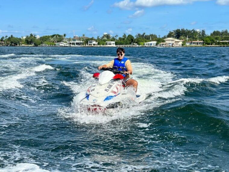 miami-beach-jetskis-free-boat-ride