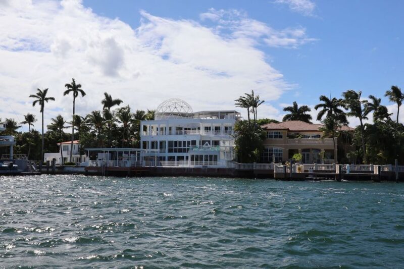 Miami-Beach & Miami Skyline Hop-On & Hop Off Boat Cruise - Practical Tips for Your Trip