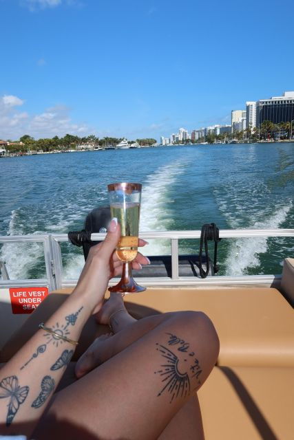 miami-beach-millionaire-row-private-boat-ride