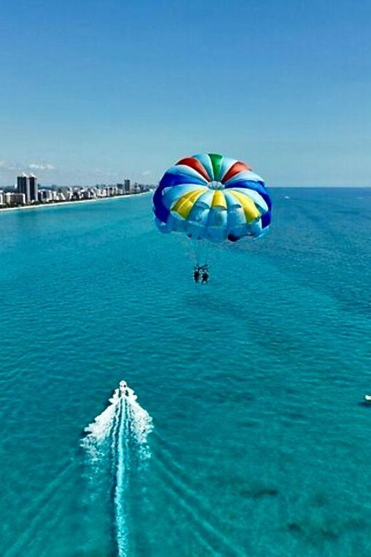 miami-beach-parasailing-boat-tour-in-south-beach