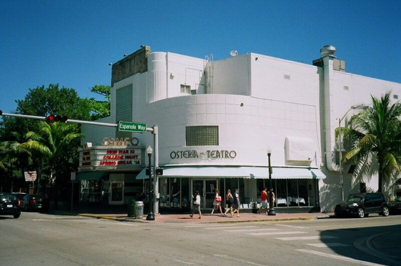 miami-beach-self-guided-walking-tour-with-audio-guide