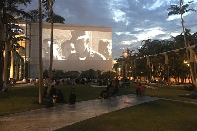miami-beach-transcending-mall