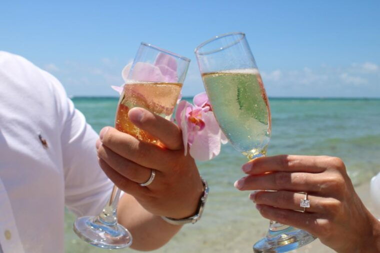 miami-beach-wedding-or-renewal-of-vows
