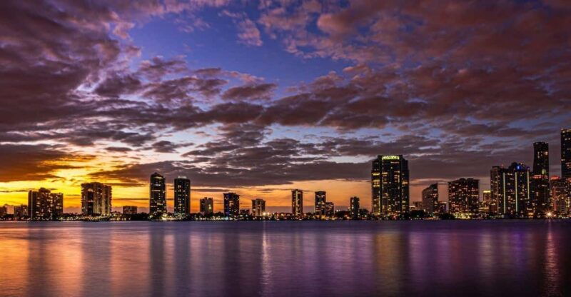 miami-biscayne-bay-south-beach-sunset-cruise