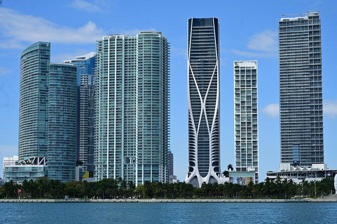 miami-boat-tour-and-celebrity-island-homes