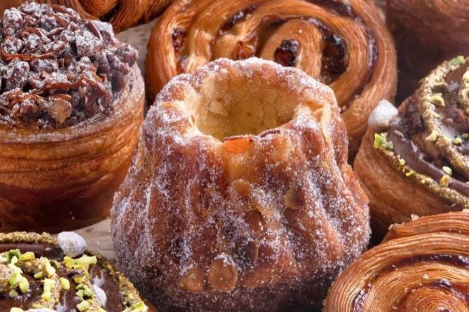 miami-bus-tours-flamingo-bus-miami-tour-open-air-trolley-2