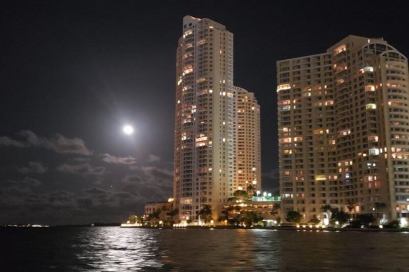 miami-byob-day-sunset-or-night-private-boat-tour