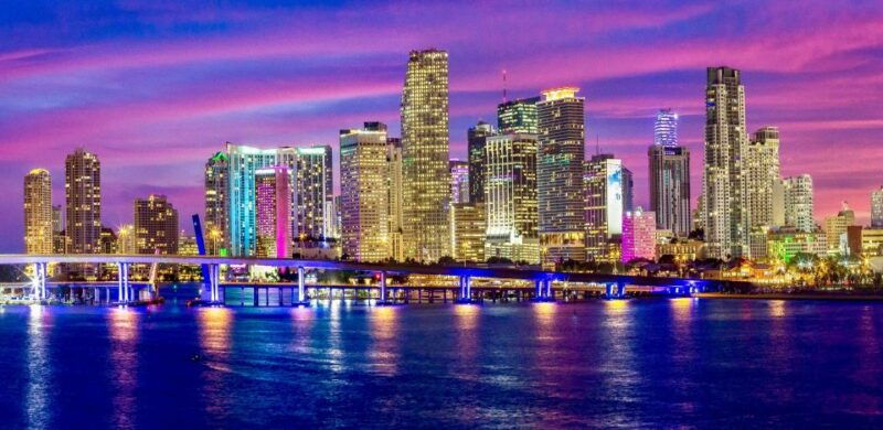 miami-celebrity-homes-and-skyline-cruise-with-city-views