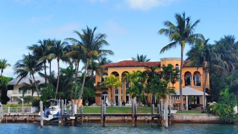 miami-celebrity-homes-millionaire-mansions-boat-tour