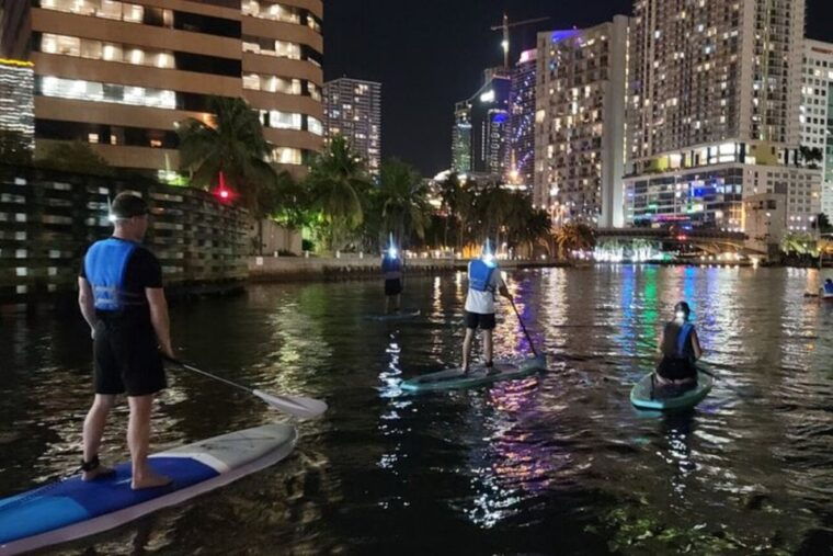 miami-city-lights-sup-or-kayak-night-tour