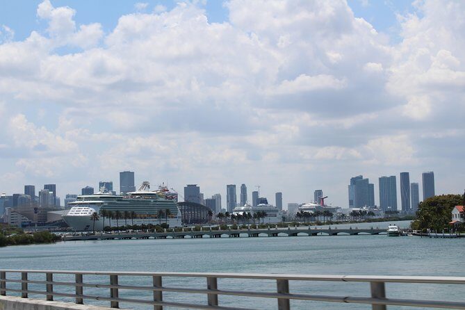 Miami City Tour - per guide, small group, includes pickup - Who Should Consider This Tour?