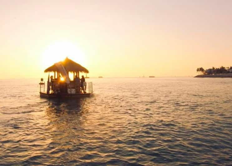 miami-cruisin-tiki-bar
