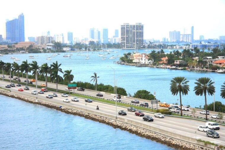 miami-double-decker-bus-tour-with-optional-boat-cruise