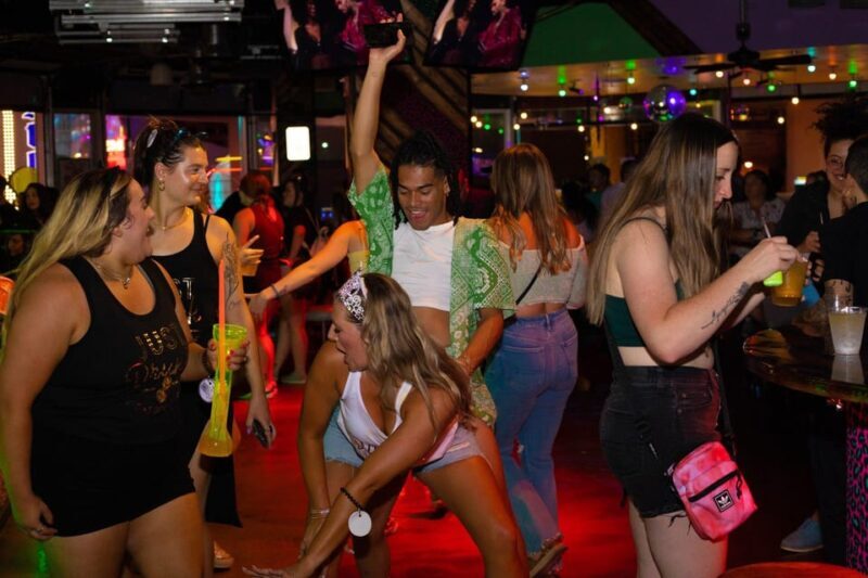 Miami: Guided Bar Crawl with Drinks Discounts and Club Entry - Price & Value Analysis