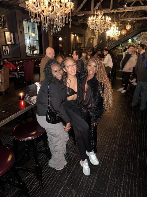 miami-guided-bar-crawl-with-drinks-discounts-and-club-entry