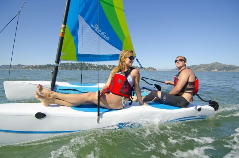 miami-hobie-cat-sailing