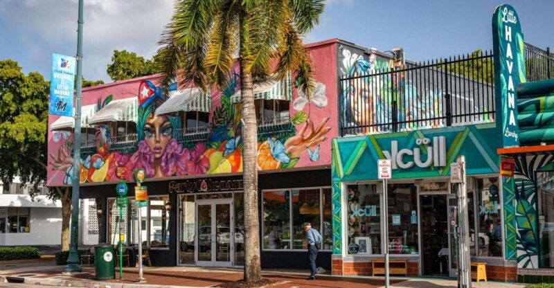 miami-little-havana-wow-walking-tour-small-group-size