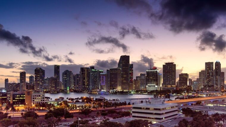 miami-luxury-private-helicopter-tour