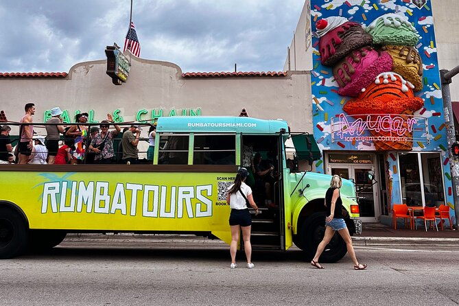 miami-open-air-party-bus-tour