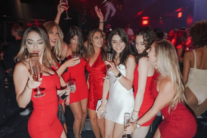 miami-party-bus-club-entry-and-open-bar-night-experience