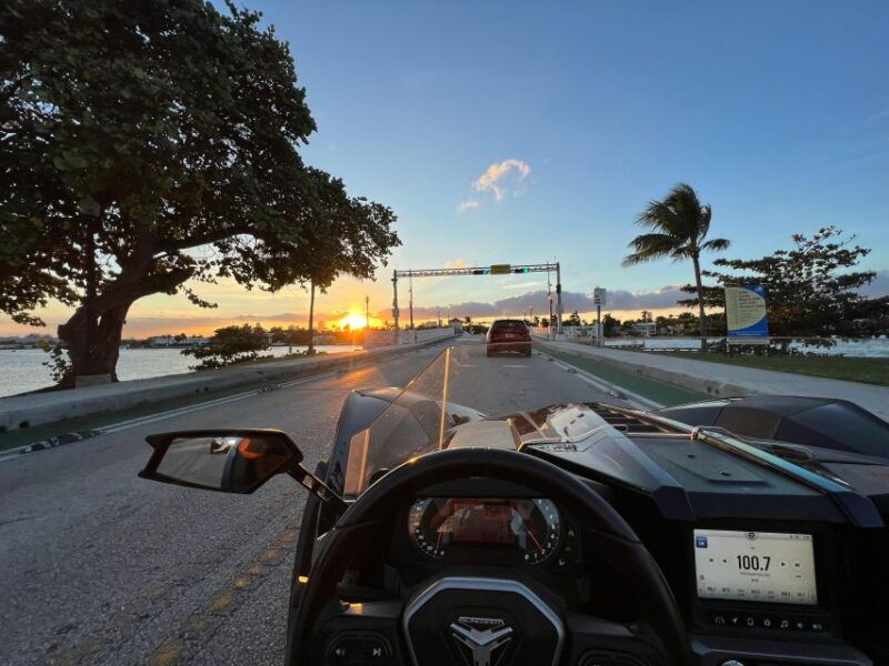 miami-polaris-slingshot-rental